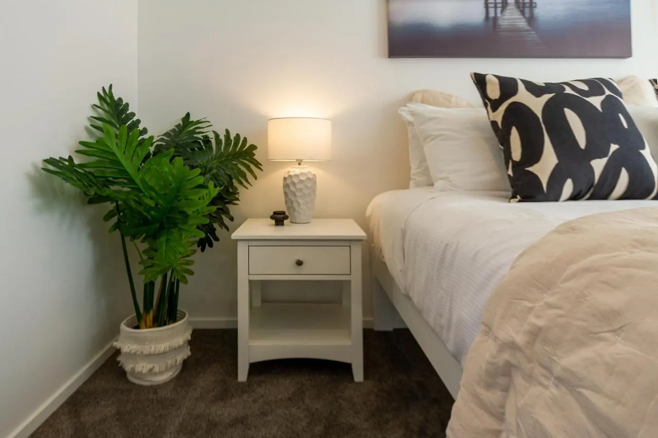Indulge In Christchurch Hagley Park 2 Bed 2 Bath 公寓